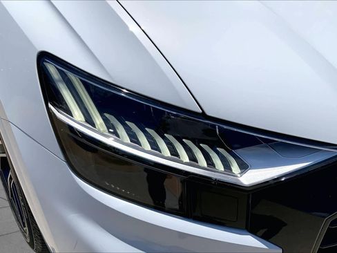 Used 2019 Audi Q8 Prestige AWD/4WD image 26