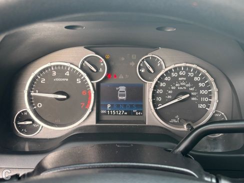 Used 2017 Toyota Tundra SR5 image 14