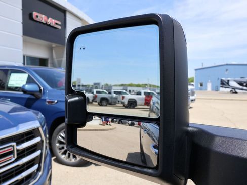 New 2026 GMC Sierra 3500 SLT w/ SLT Premium Package AWD/4WD image 26