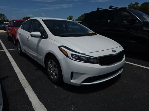 Used 2017 Kia Forte LX w/ LX Popular Package FWD image 1