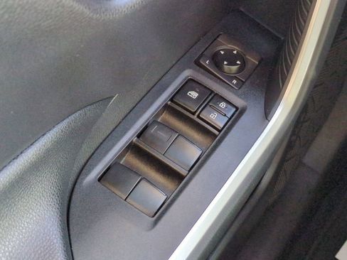 Used 2020 Toyota RAV4 LE image 21