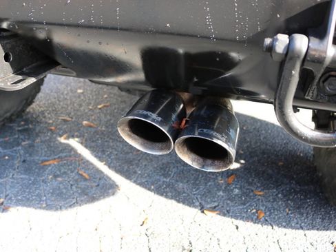 Used 2003 HUMMER H2 Base 4dr 4WD SUV w/ Preferred Equipment Group image 19