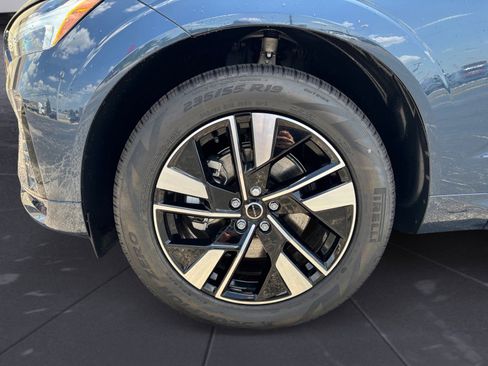 New 2026 Volvo XC60 B5 Core w/ Protection Package Premier image 14