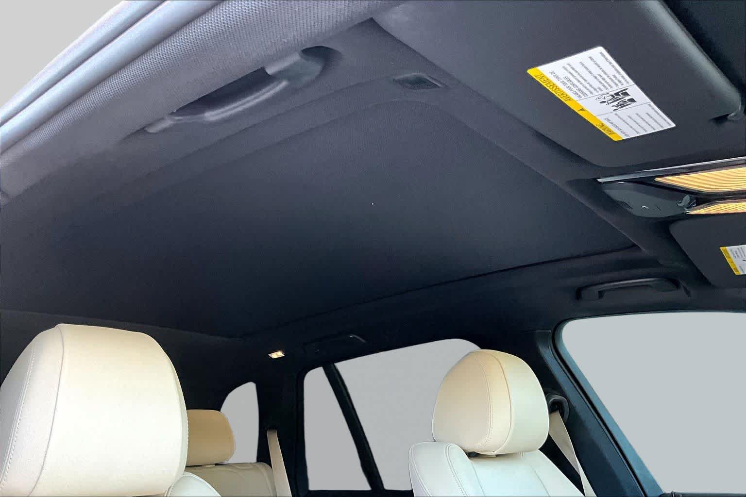 Used 2019 BMW X5 xDrive40i w/ Convenience Package AWD/4WD image 13