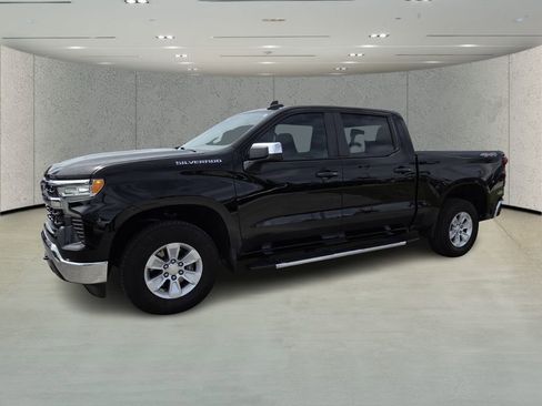 Used 2024 Chevrolet Silverado 1500 LT w/ Work Truck Package image 7