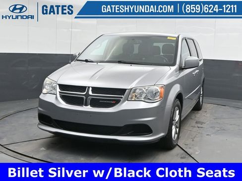 Used 2016 Dodge Grand Caravan SE image 6