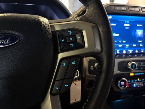 Used 2022 Ford F350 Lariat w/ Lariat Value Package AWD/4WD image 37