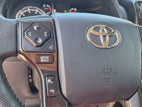 Used 2023 Toyota 4Runner TRD Off-Road Premium w/ Moonroof Package AWD/4WD image 16