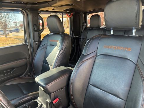 Used 2021 Jeep Gladiator Mojave image 15