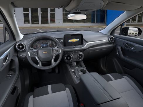 New 2026 Chevrolet Blazer LT w/ Convenience Package image 3