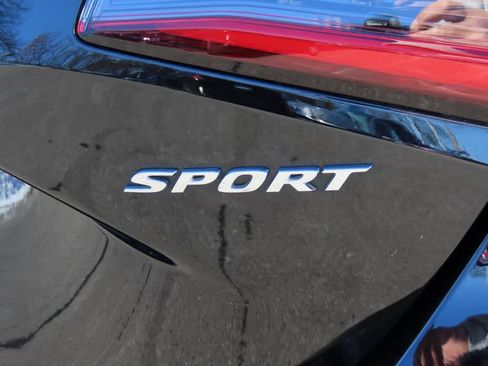 Certified 2024 Honda Civic Sport image 8