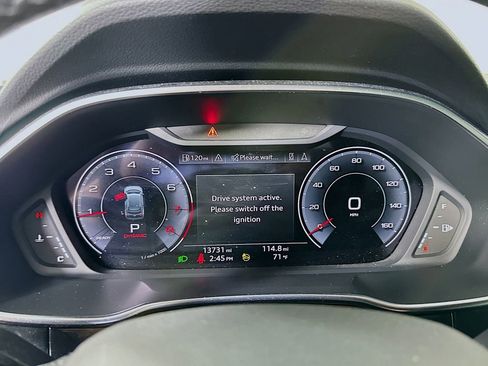 Used 2024 Audi Q3 2.0T Premium Plus AWD/4WD image 12