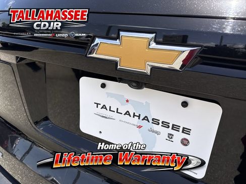 Used 2024 Chevrolet Traverse LT FWD image 6