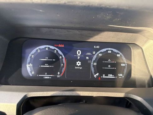 Certified 2024 Toyota Tacoma TRD Sport w/ TRD Sport Premium Package AWD/4WD image 12