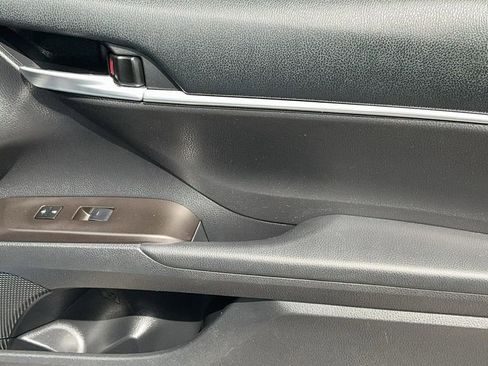 Used 2024 Toyota Camry SE w/ Convenience Package image 20