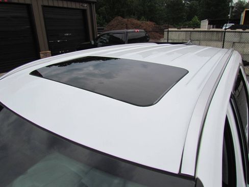 Used 2022 Hyundai Palisade SEL w/ 8P Bench Seat Package FWD image 33