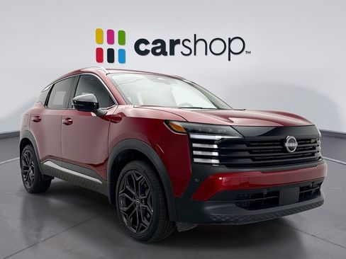 Used 2026 Nissan Kicks SR w/ SR Premium Package AWD/4WD image 7