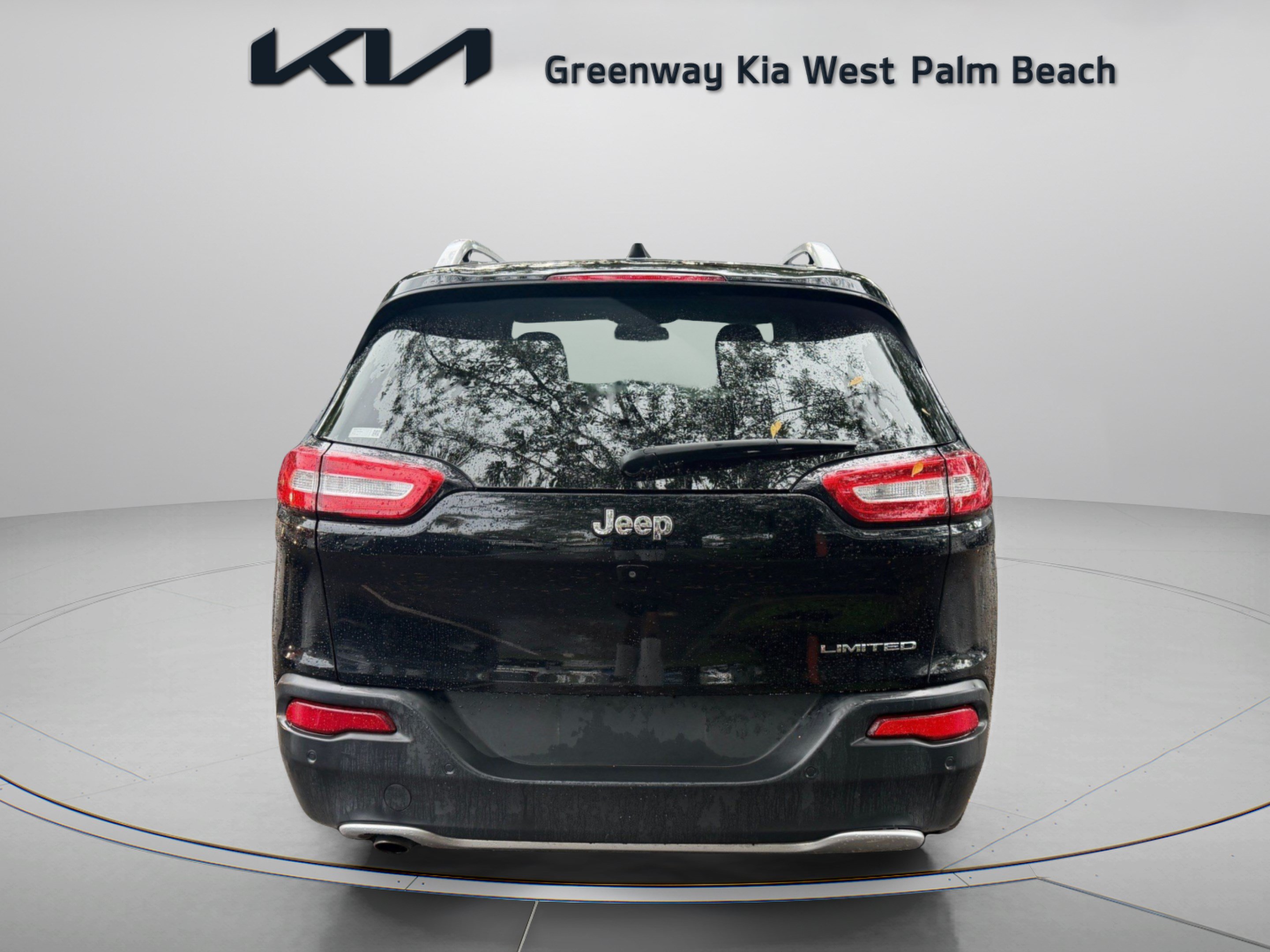Used 2018 Jeep Cherokee Limited FWD image 6