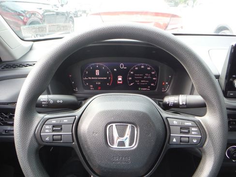 Used 2024 Honda Accord LX image 23