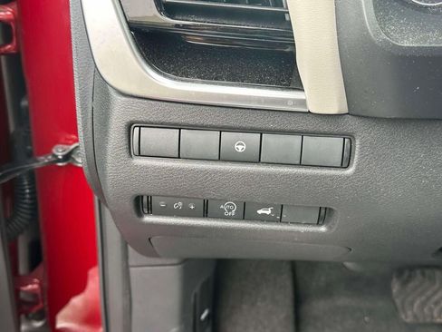 Certified 2023 Nissan Rogue SL AWD/4WD image 22