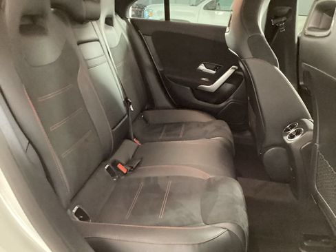 Used 2022 Mercedes-Benz CLA 250 image 20