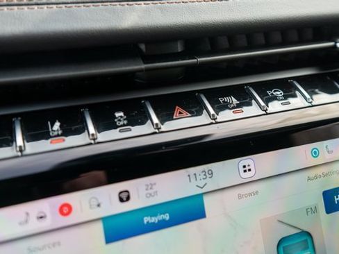 Used 2024 Jeep Grand Cherokee L Summit w/ High Altitude Package image 33