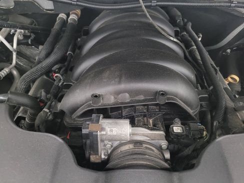 Used 2018 Chevrolet Silverado 1500 LT w/ Texas Edition RWD image 30