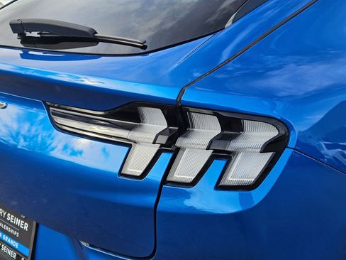 Used 2025 Ford Mustang Mach-E Select image 11