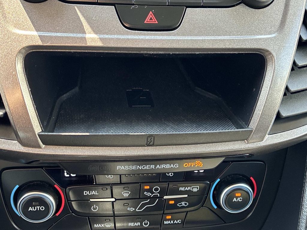Used 2021 Ford Transit Connect XLT FWD image 39