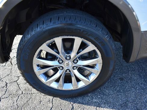 Used 2016 Ford F150 King Ranch w/ Equipment Group 601A Luxury image 31