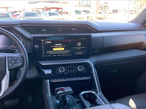 Used 2023 GMC Sierra 1500 Denali w/ Technology Package image 6