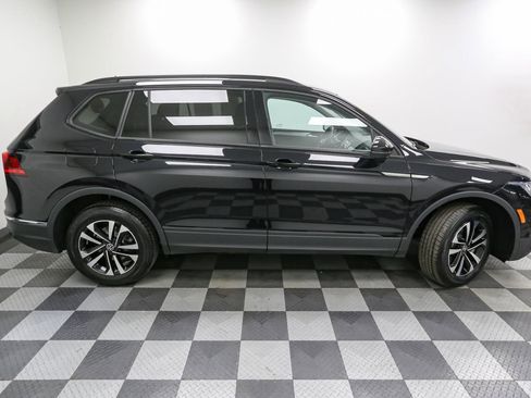 Certified 2024 Volkswagen Tiguan S image 8
