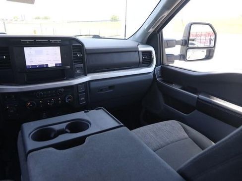 Certified 2024 Ford F250 XLT w/ FX4 Off-Road Package AWD/4WD image 23