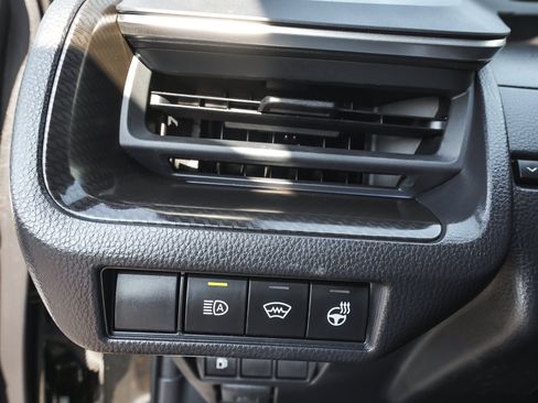 Used 2025 Toyota Prius AWD image 16