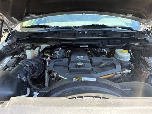 Used 2016 RAM 2500 Tradesman w/ Chrome Appearance Group AWD/4WD image 30