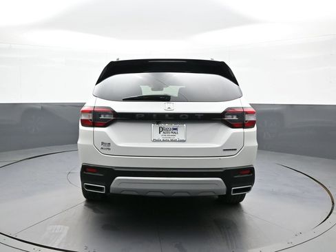 Certified 2023 Honda Pilot Touring image 7