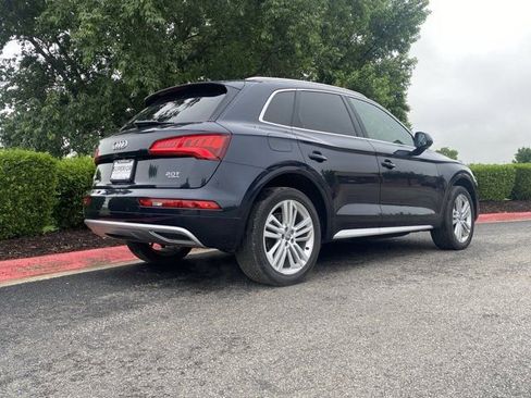 Used 2018 Audi Q5 2.0T Premium Plus w/ Premium Plus Package AWD/4WD image 3