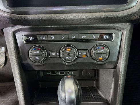 Used 2020 Volkswagen Tiguan SEL w/ 3rd Row Seat Package AWD/4WD image 18