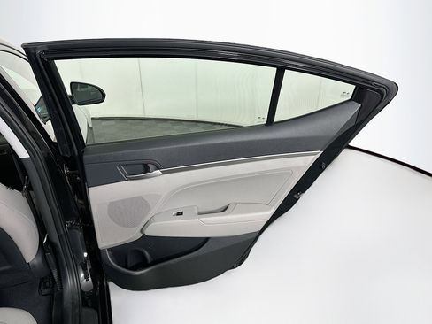 Used 2020 Hyundai Elantra Value Edition image 29