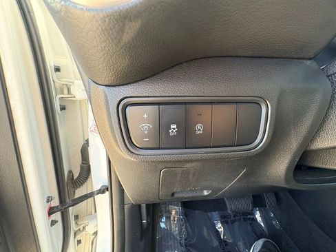 Used 2023 Kia Soul LX w/ Option Group 015 image 17