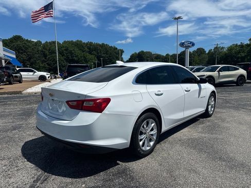 Used 2023 Chevrolet Malibu LT FWD image 3