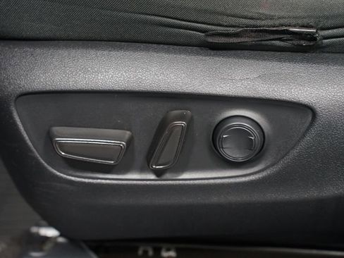 Certified 2023 Toyota RAV4 XLE FWD image 33