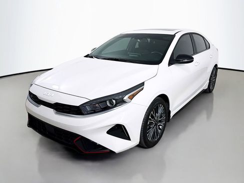 Used 2024 Kia Forte GT-Line w/ GT-Line Premium Package image 3