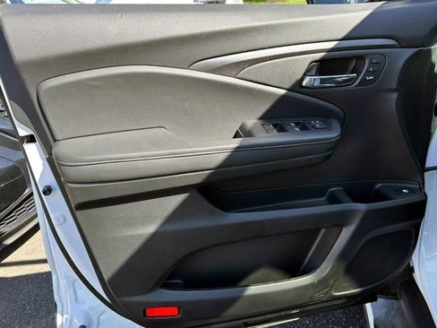 Used 2024 Honda Ridgeline RTL image 15