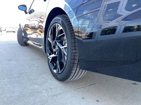 New 2026 Kia K5 GT-Line image 17