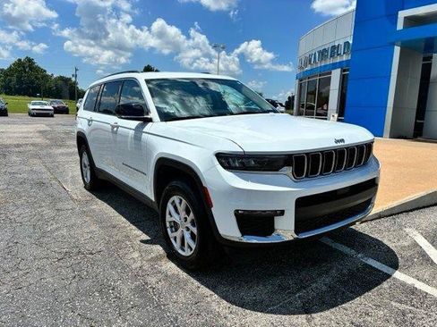 Used 2022 Jeep Grand Cherokee L Limited RWD image 2