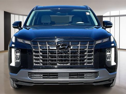 Used 2025 Hyundai Palisade Limited image 2