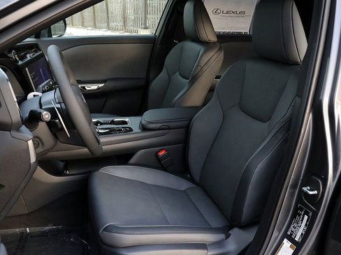 New 2026 Lexus RZ 350e 2WD w/ Technology Package image 12