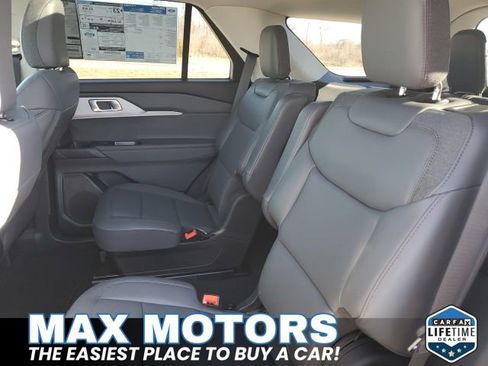 New 2025 Ford Explorer Active w/ Active Comfort Package image 17