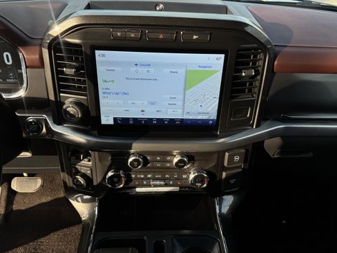 Used 2021 Ford F150 Lariat w/ Equipment Group 502A High image 22